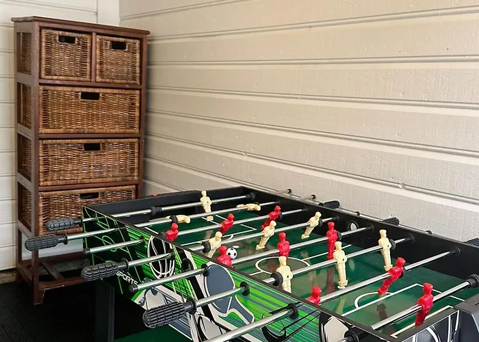 Centre Treehouse With Backyard - Two Bedroom * 斯塔万格